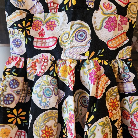 XS Golightly Betsey Dress BNWOT Pinup Couture - Picture 8 of 8